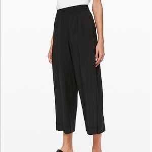 Lululemon wanderer crop